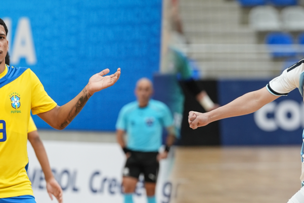 Brasil encara Argentina na final do CONMEBOL Sub-17 de futsal
