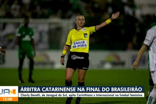 Charly Deretti estreia na Série A feminina no jogo São Paulo x Coritiba