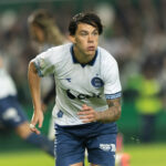 Chermont dá duas assistências e alça o Coritiba; Santos decide futuro