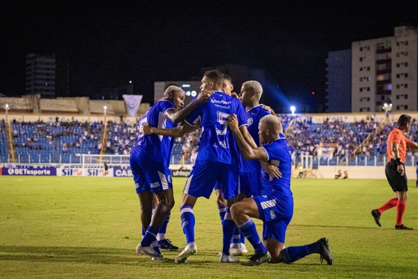 Confiança decide sua vaga na Série C no Batistão contra Anápolis