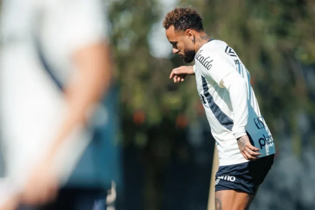 Cuca admite dúvida: Neymar pode desfalcar o Santos contra o Remo