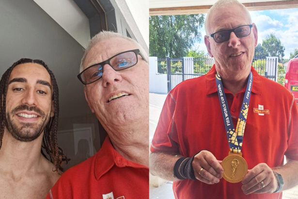 Cucurella permite que carteiro segure medalha da Copa e posa para foto