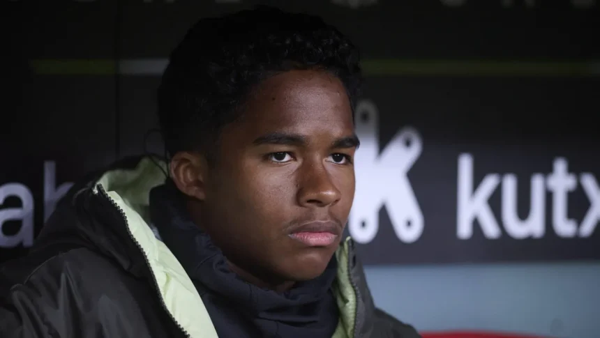 Endrick luta por espaço no Real Madrid após saída de Gonzalo García