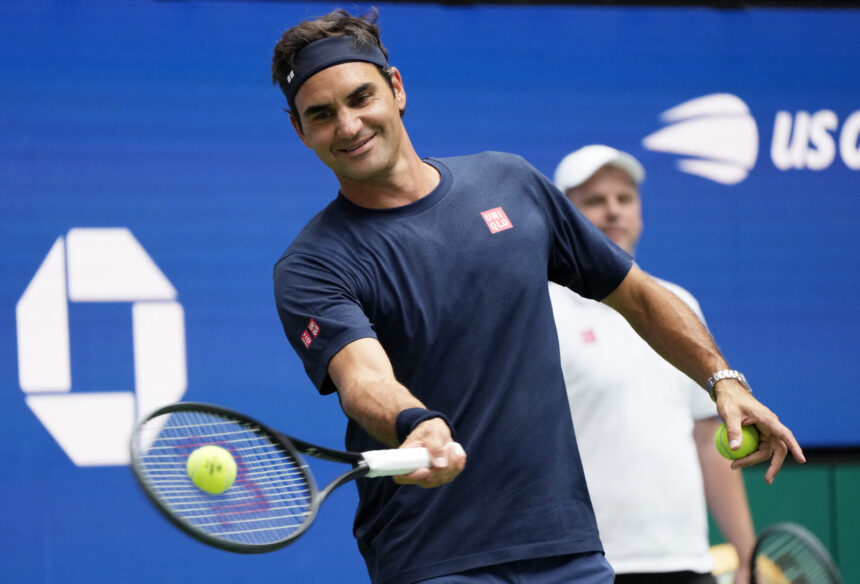 Federer entra no Hall da Fama em Newport aos 45 anos