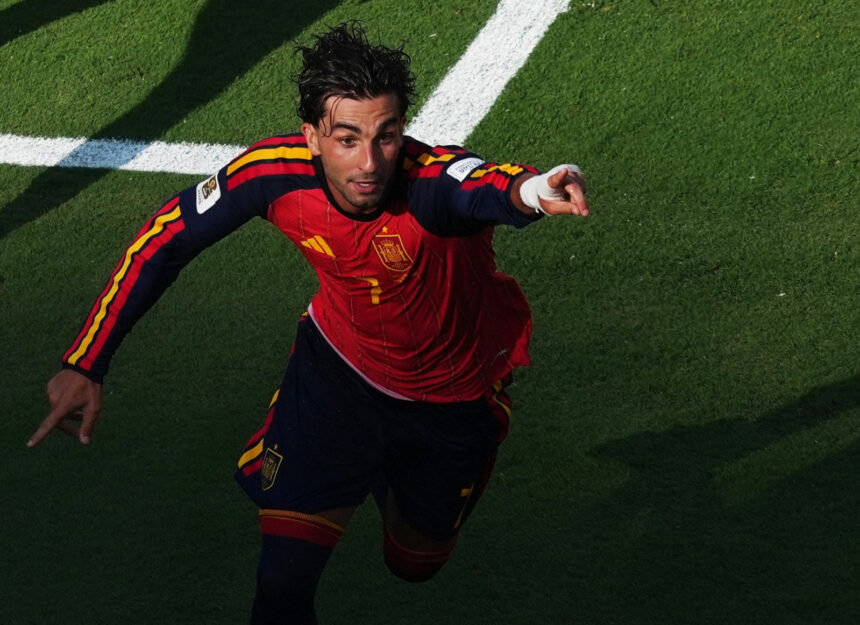 Ferran Torres se aproxima do PSG após faltar ao treino do Barça