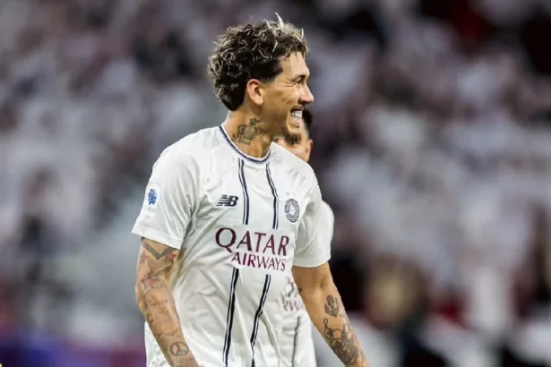 Firmino brilha e Al-Sadd atropela Qatar SC: 6 a 2 no Catar