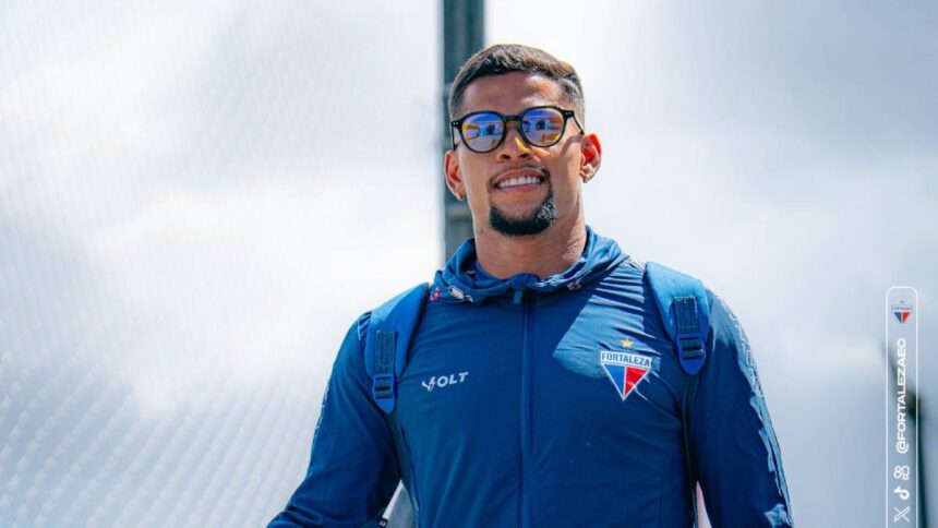 Fortaleza viaja com 27 jogadores e estreia Paulo Autuori contra Palmeiras