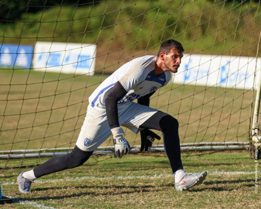 Gabriel Mesquita retorna ao Paysandu e será titular contra o Confiança