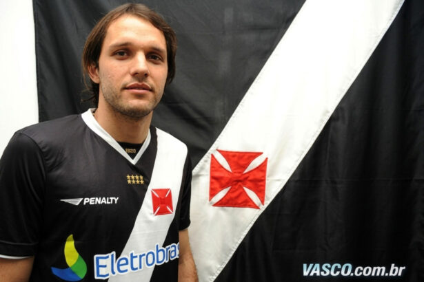 Jadson Viera assume o Independiente e mira sucesso na Argentina