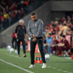 Jair Ventura aposta em virada do Vitória após derrota para Athletico