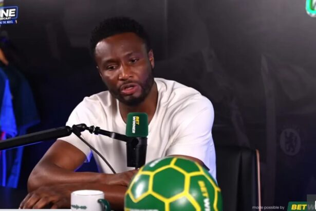 John Obi Mikel ironiza torcedores do Arsenal após renovação de Vini Jr.