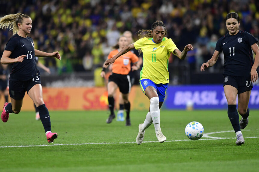 Kerolin acerta com Barcelona por €1,5 mi e estabelece novo recorde