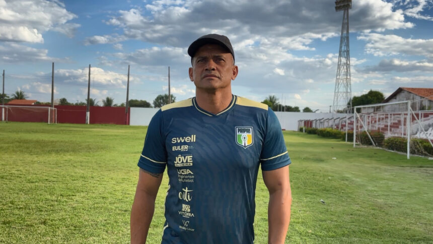 Liga São João confirma Cristiano Recife como técnico para o Piauiense Feminino