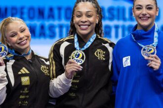 Lorrane Oliveira domina barras e abre Brasileiro de Ginástica com ouro