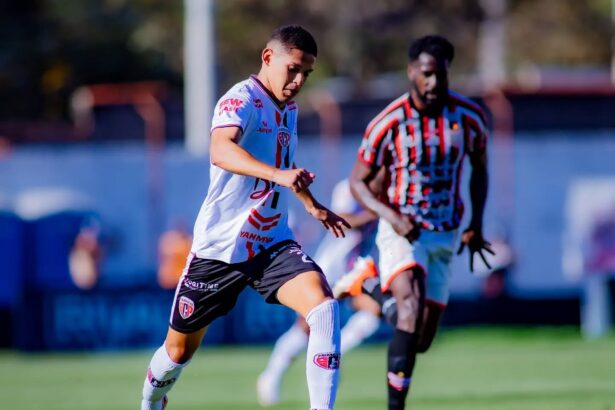 Luís Gustavo decide, Paulista bate Primavera e garante vaga no play-in