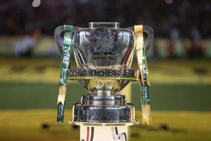 Maratona de oitavas da Copa do Brasil começa com clássico Vasco x Fluminense