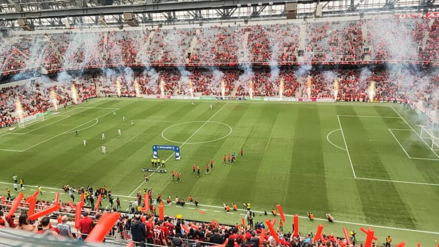 Paraná busca fim de jejum de 18 anos contra o Athletico na Arena