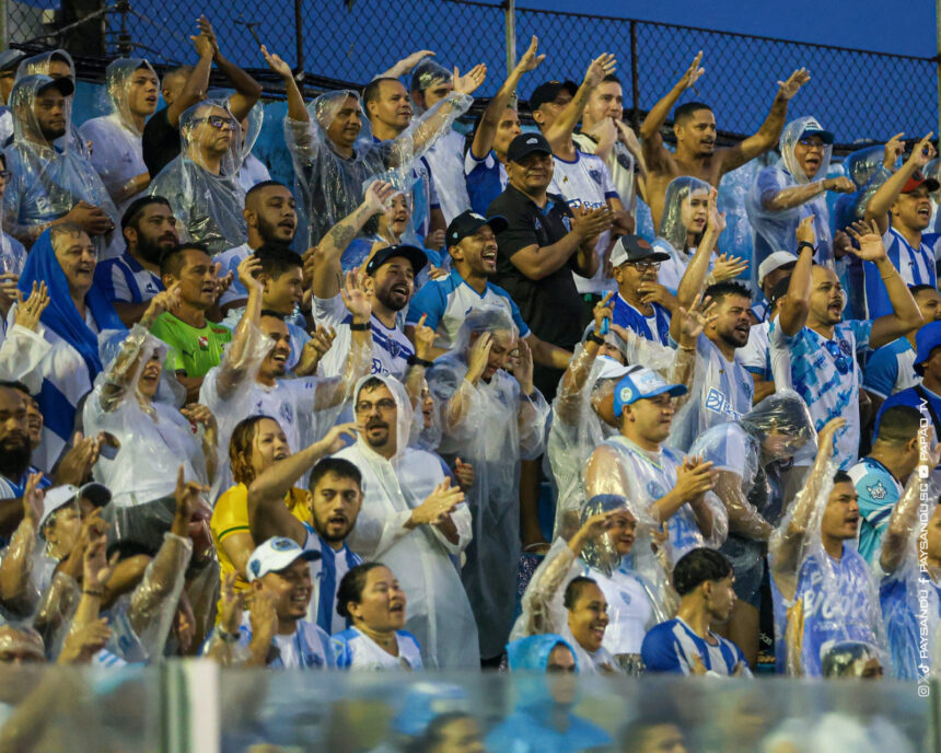 Paysandu mira público recorde diante do Confiança na Curuzu