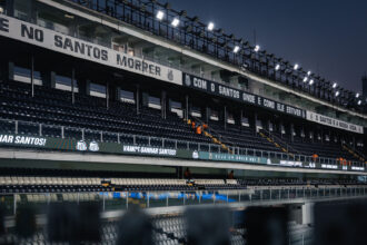 Vila Belmiro lota: ingressos esgotados para Santos x Palmeiras