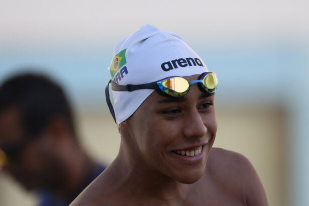 Arthur Aguiar garante bronze inédito nos 10 km do Mundial Júnior