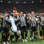 Atlético-MG rebate provocações de Neymar e garante vaga nas semis
