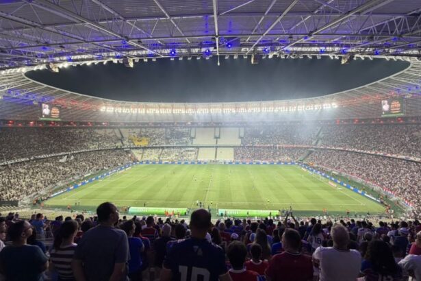 Autuori elogia público e harmonia entre torcidas no Clássico-Rei
