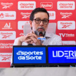 Becker decidirá sobre modelo do Náutico apenas no fim da temporada