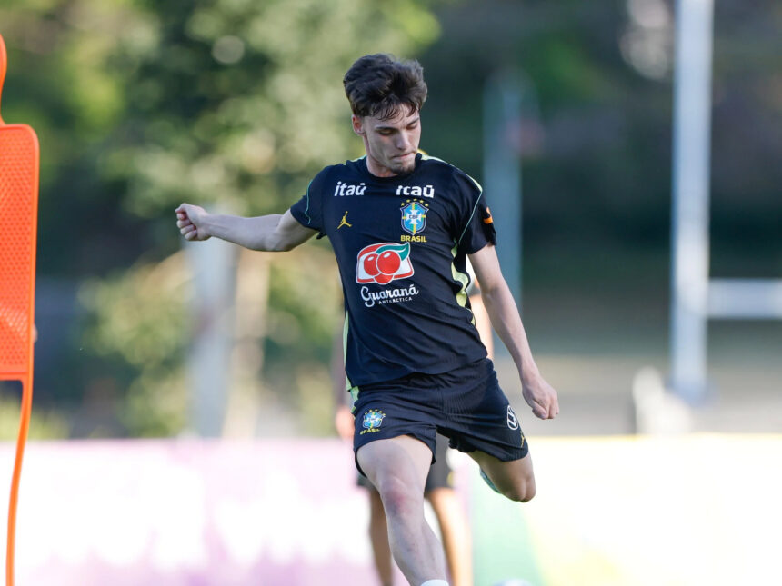 Bruno e Danilo disputam vaga; terceiro brilha contra Austrália