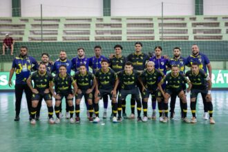 Carlos Barbosa goleia IAPE na estreia da Taça Brasil de Futsal