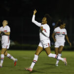 Corinthians e São Paulo duelam pelo título do Brasileiro Feminino