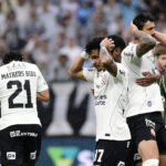 Corinthians enfrenta dez jogos decisivos com clássicos e rivais diretos
