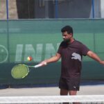 Costta Filho aprende tênis com Ary Godoy antes do Bora Open