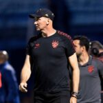 Dal Pozzo vê desperdício e critica derrota do Sport por 2 a 1