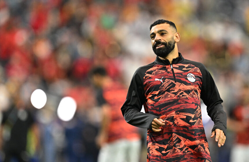 Egito poupa Mohamed Salah por risco do gramado sintético em Juba