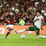 Flamengo e Palmeiras dividem liderança como visitantes no Brasileirão