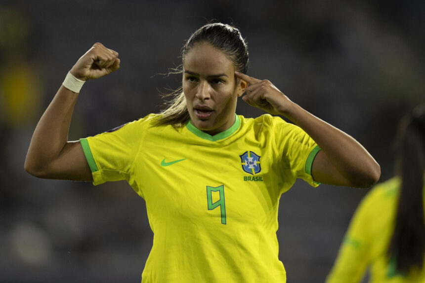 Gabi Nunes rescinde com Orlando e assina com Atlético de Madrid