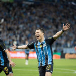 Grêmio elimina Inter e garante 17ª semifinal na Copa do Brasil