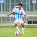 Iago Siqueira garante vitória do Riga e mantém time na luta pelo bi
