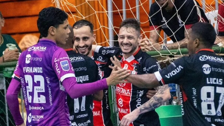 Joinville confirma 100% e goleia Minas por 5 a 1 na Taça Brasil