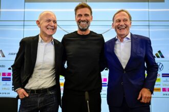Klopp assume seleção da Alemanha e inicia revolução no futebol e na mídia