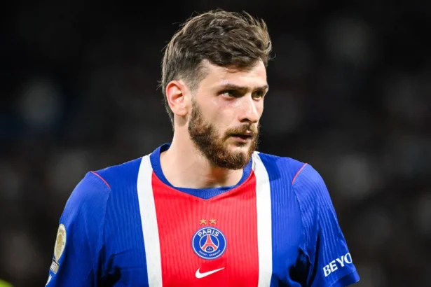 Kvaratskhelia e Dembélé destacam Fabián Ruiz como peça-chave no PSG