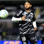 Lesão de Neymar desfalca Santos por até 2 meses e abala Cartola