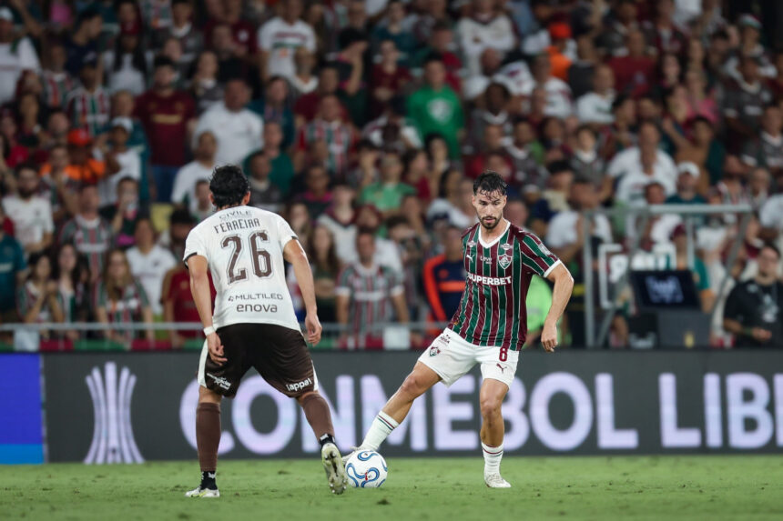 Martinelli mira convocação e destaca trabalho após vitória do Flu