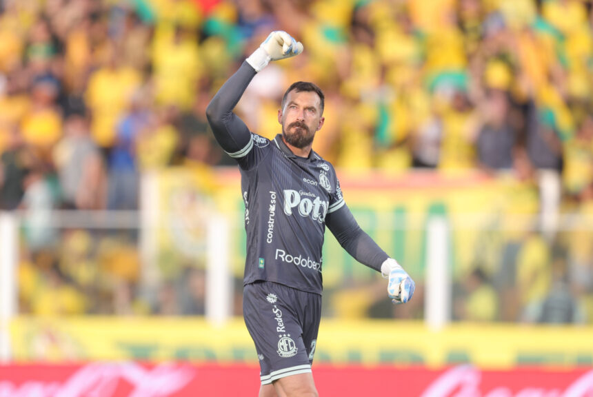 Mirassol vence Botafogo por 2 a 0 e soma 2º jogo sem sofrer gol