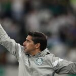 Palmeiras tropeça e cede liderança ao Flamengo após empate com Botafogo