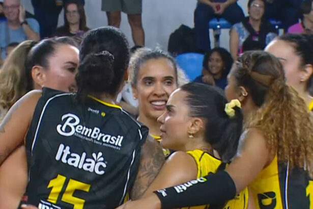 Praia Clube vence Fluminense por 3 a 1 na estreia da Copa Super Vôlei