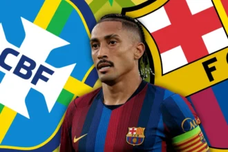 Raphinha arrasa no Barça e pressiona técnico da Seleção