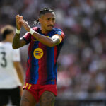 Raphinha dispara e assume artilharia com gol na goleada do Barça