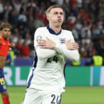 Tuchel convoca 27 jogadores e reintegra Palmer e Alexander-Arnold