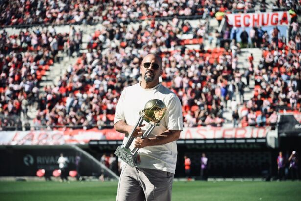 Verón reformou o Estudiantes e desafia o Corinthians na Libertadores